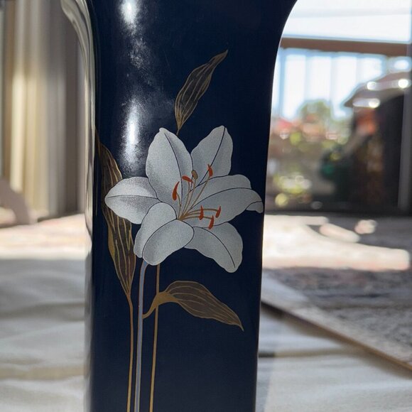 Vintage Blue Iris OTAGIRI Japan Vase - Picture 11 of 16